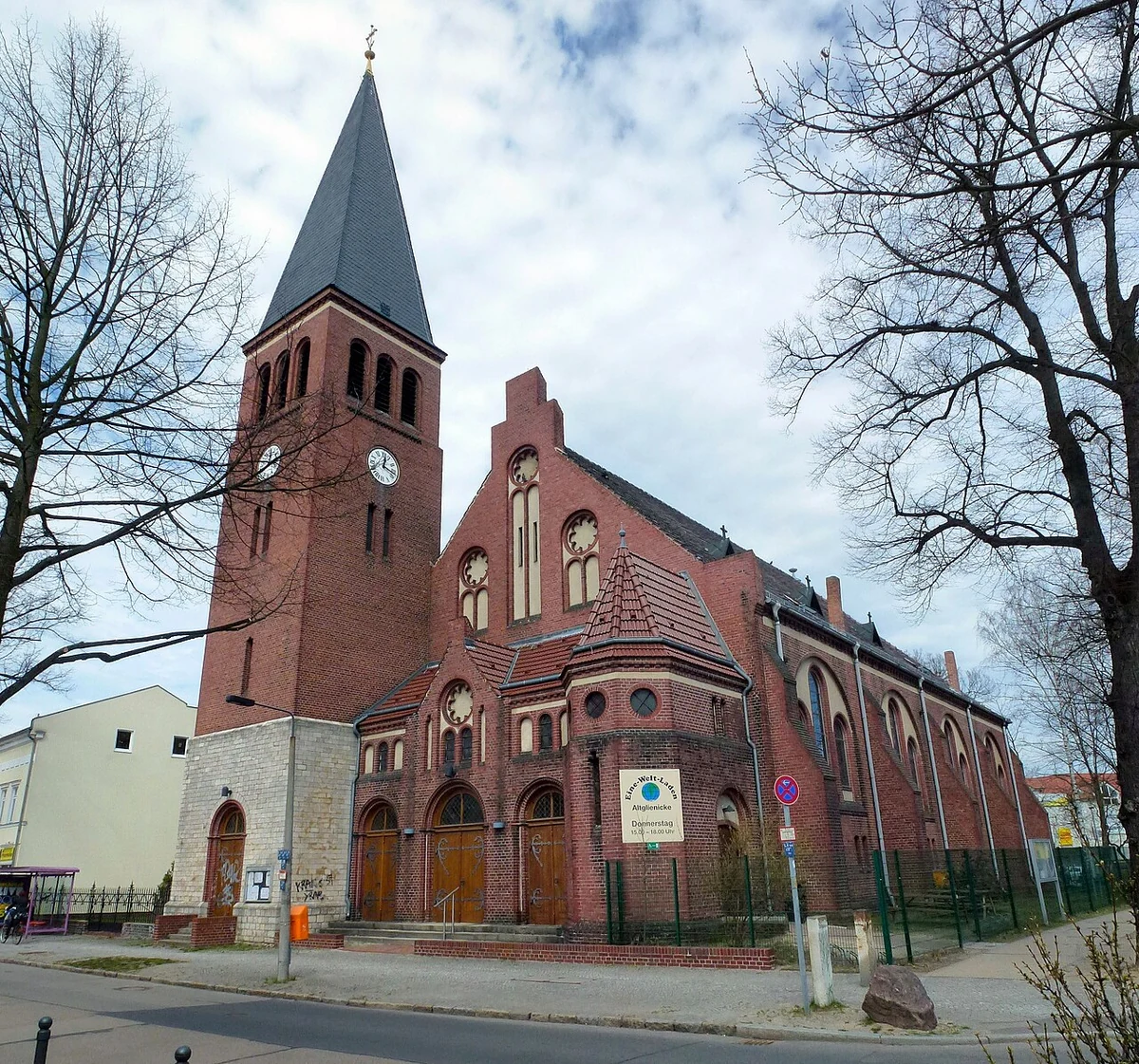 Dorfkirche Altglienicke an Semmelweisstraße / Köpenicker Straße – Backsteinkirche, Treptow-Köpenick