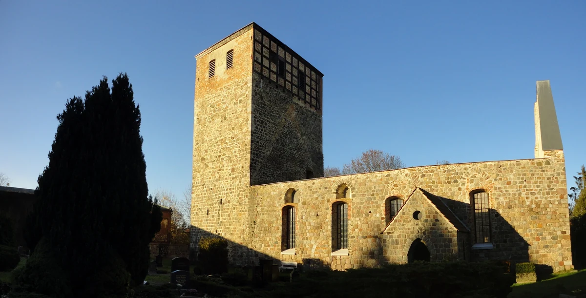 Dorfkirchen Beiersdorf und Freudenberg – Feldsteinkirchen in der Gemeinde Beiersdorf-Freudenberg, Märkisch-Oderland, Brandenburg