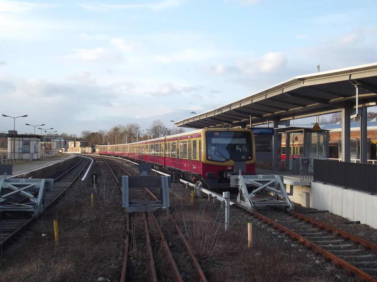 Bahnhof Erkner – S-Bahn-Endpunkt und Stadteingang, Oder-Spree, Brandenburg