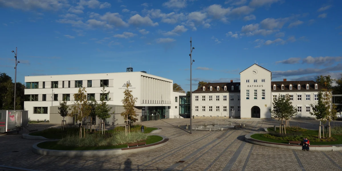 Rathaus Hohen Neuendorf und Stolper Tor – Stadt Hohen Neuendorf Landkreis Oberhavel, Brandenburg