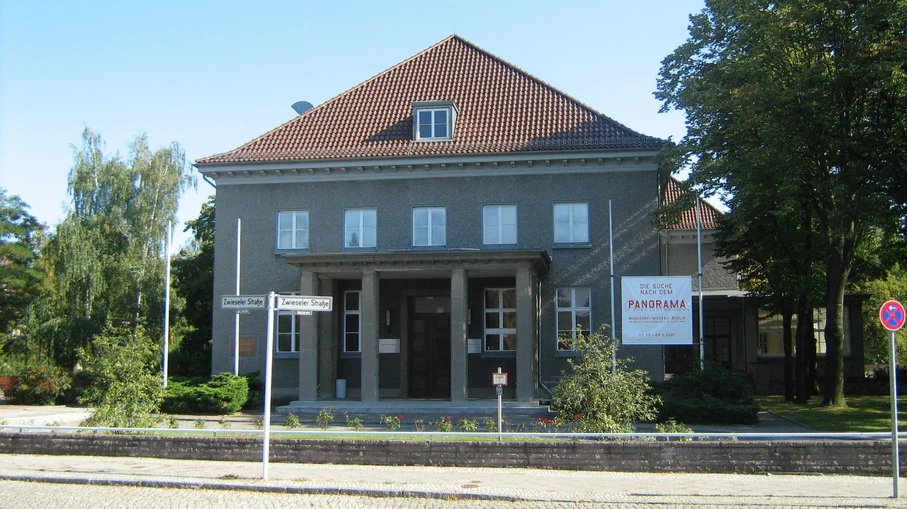 Deutsch-Russisches Museum Berlin-Karlshorst an der Zwieseler Straße – Kapitulationsmuseum, Lichtenberg
