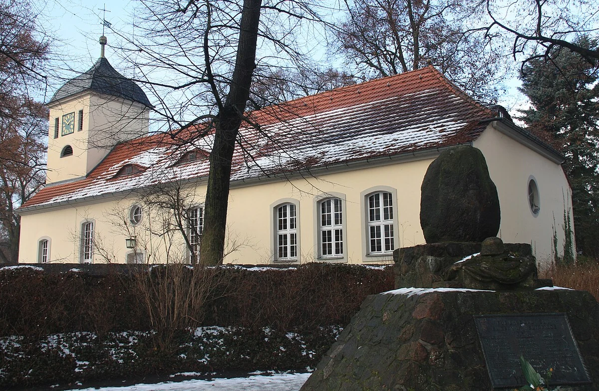 Dorfkirche Kladow an Alt-Kladow – Dorfkern am Havelufer, Spandau