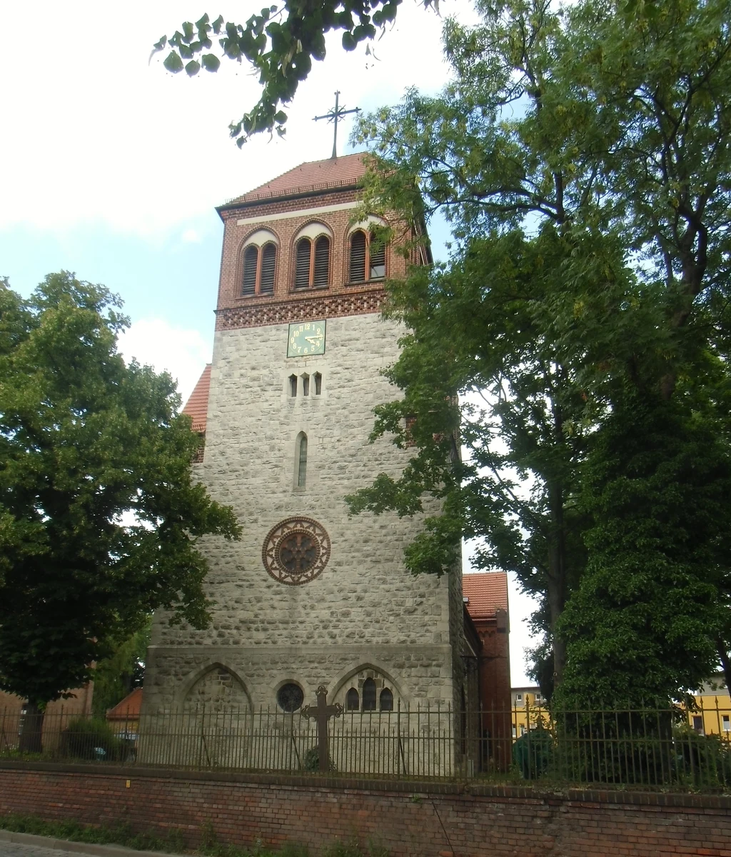 Dorfkirche Rosenthal an der Hauptstraße – Feldsteinkirche im Pankow-Ortsteil Rosenthal, Berlin