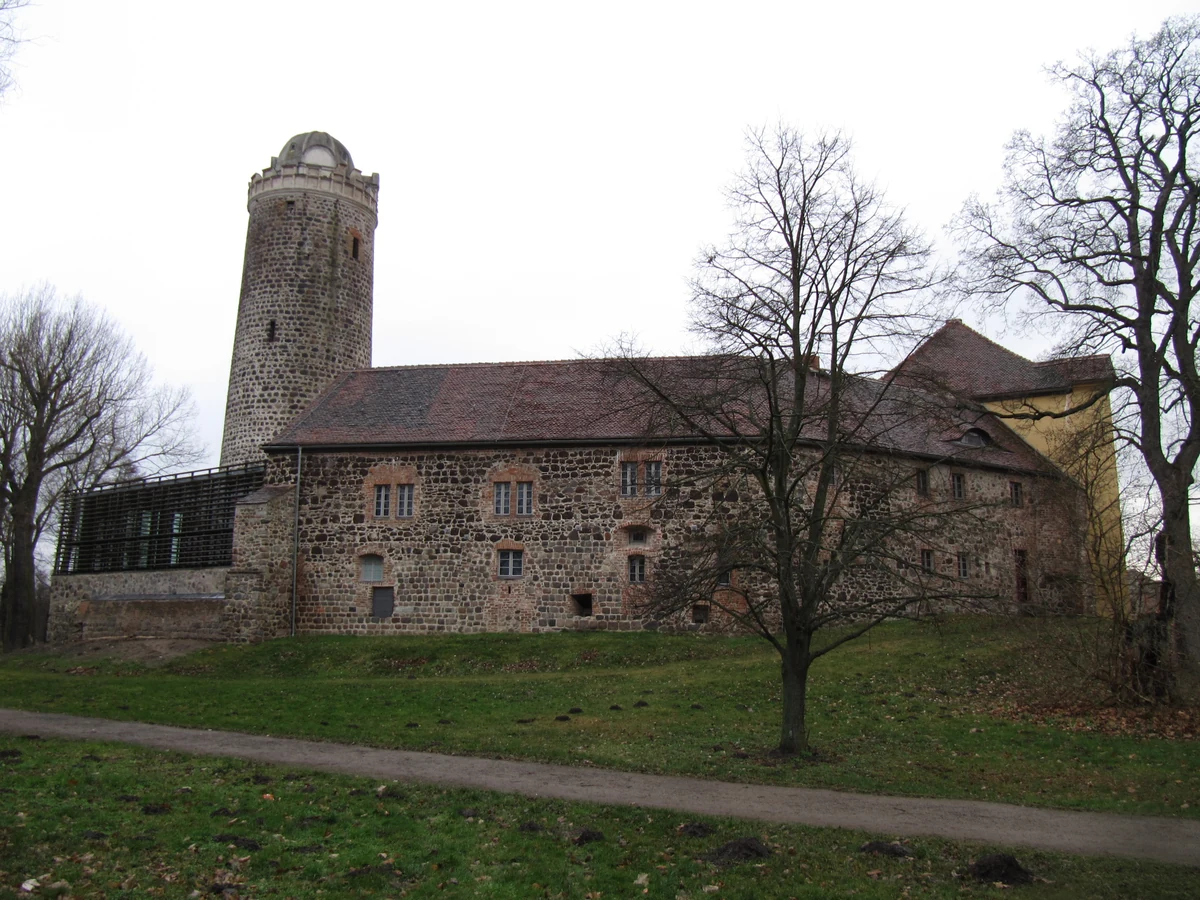 Burg Ziesar – mittelalterliche Bischofsburg mit Bergfried und Bischofsmütze, Potsdam-Mittelmark, Brandenburg