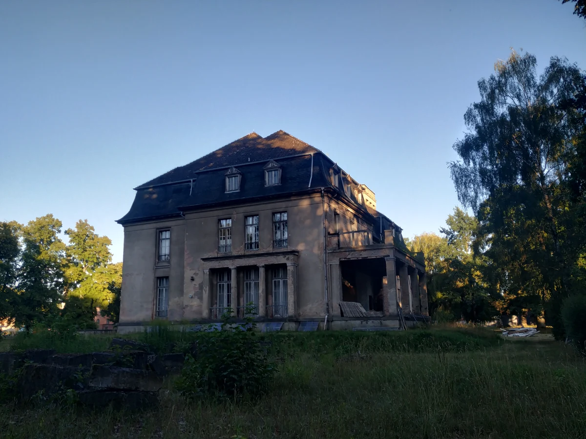 Schloss Börnicke – historische Anlage und Dorfkirche, Ortsteil von Bernau bei Berlin, Barnim, Brandenburg
