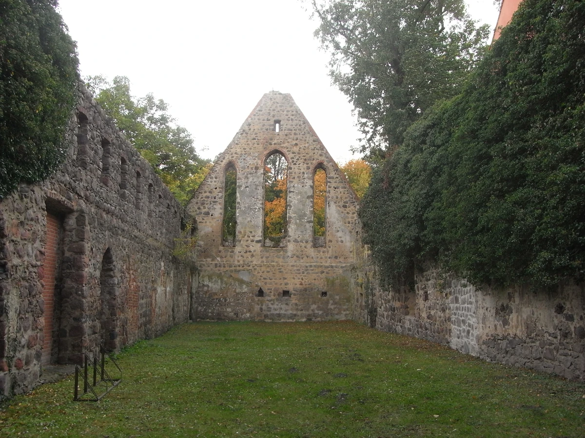 Klosterruine Zehdenick – Mauerreste des Zisterzienserinnenklosters, Oberhavel, Brandenburg